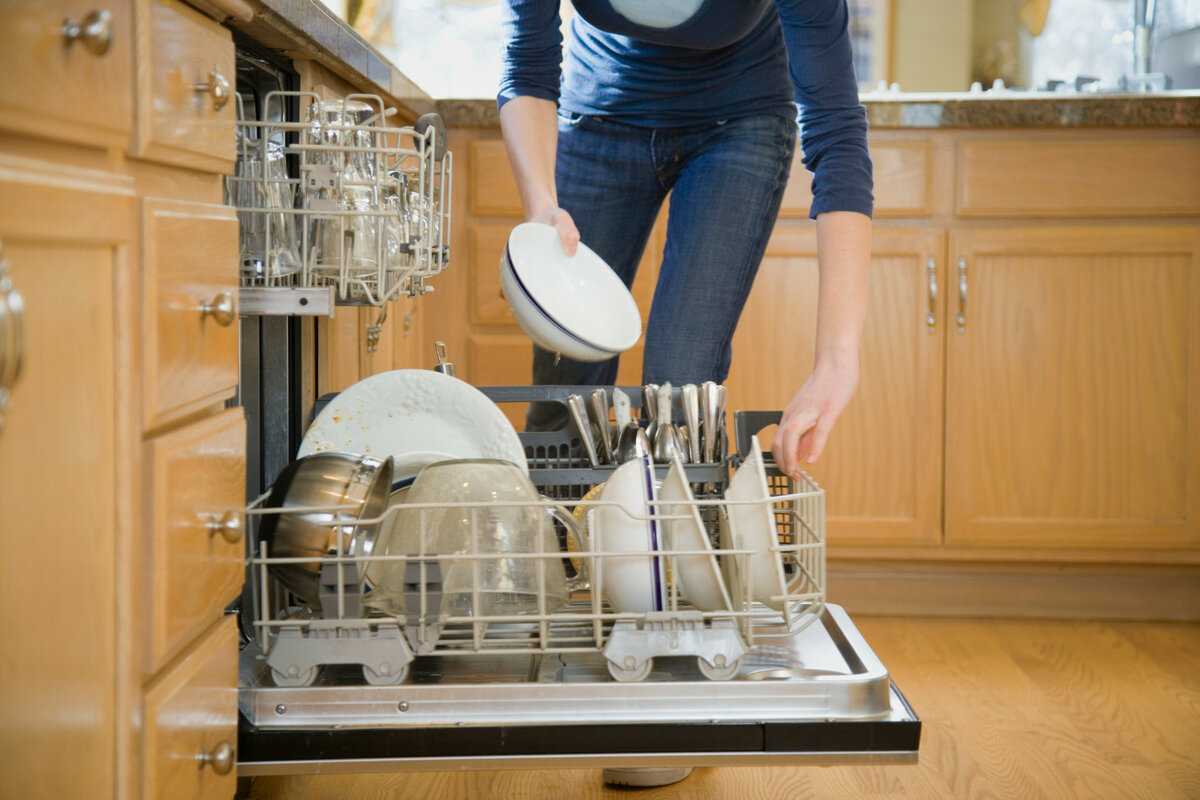 Нужна ли посудомоечная машина для семьи из 2, 3, 4 человек
