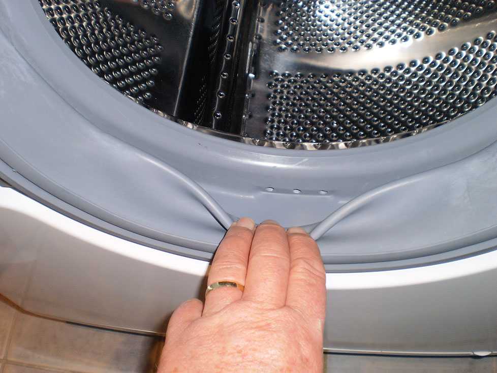 Почему при стирке стиральной машиной был запах горелого?