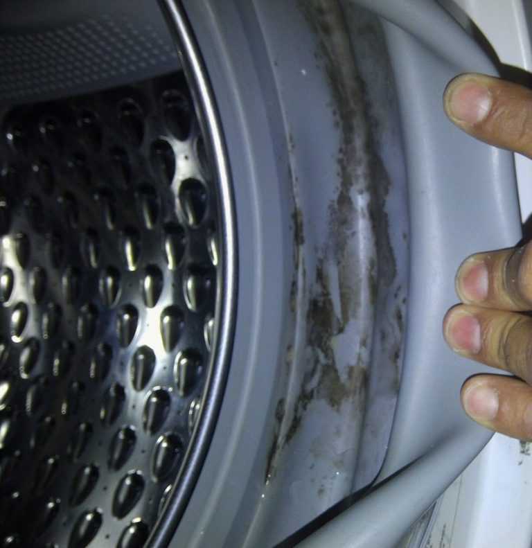 Неприятный запах из стиральной машинки автомата: причины и рекомендации, как от него избавиться
