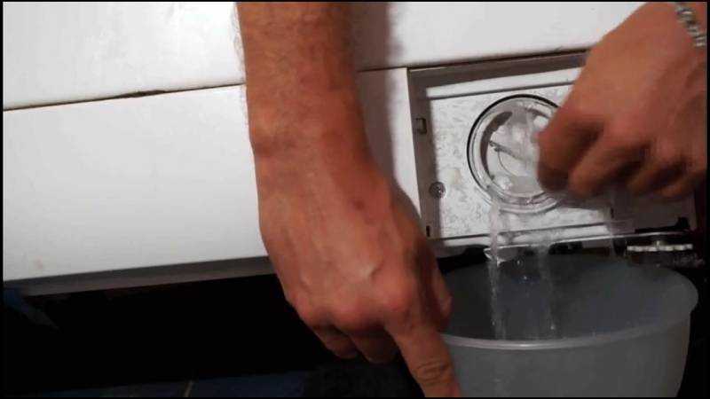 Почему стиральная машина без остановки набирает воду