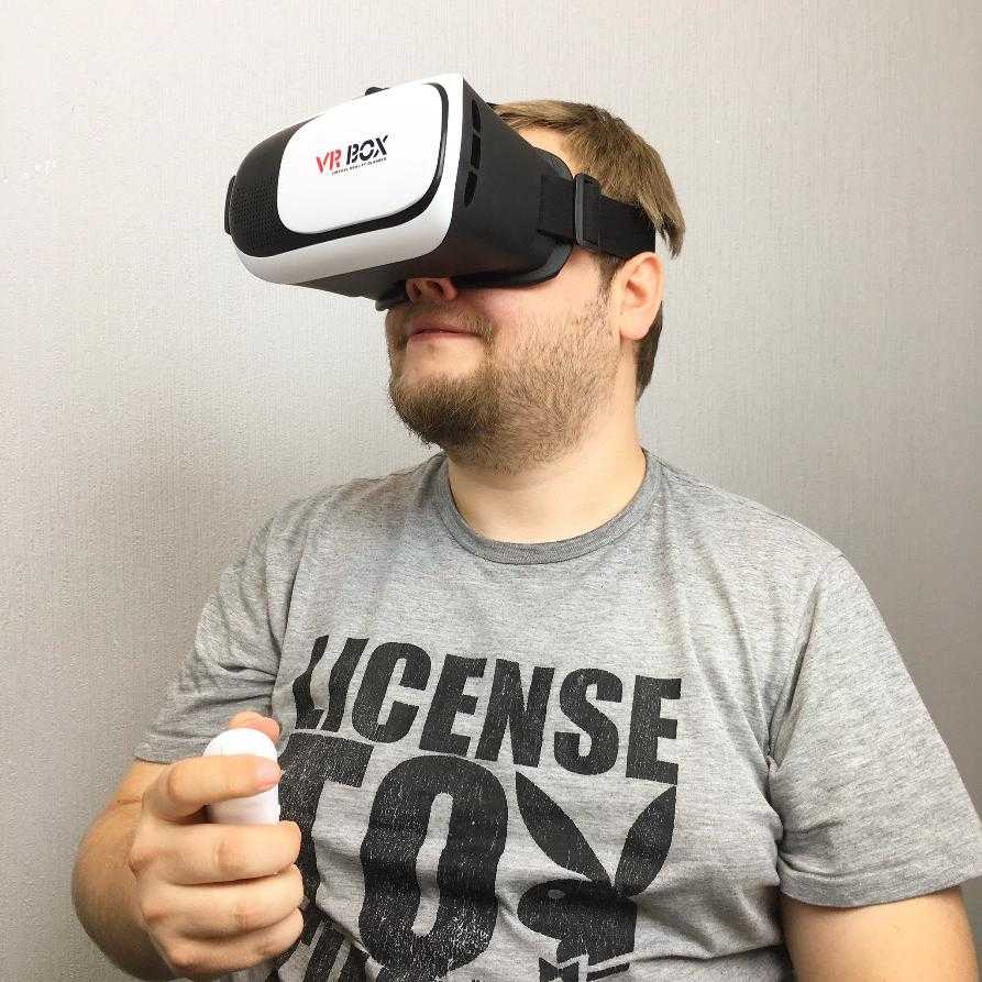 Виар новые. Виар очки VR Box. VR очки vrbox. Очки виртуальной реальности VR Box 3d (Black/White). Очки виар последняя версия.