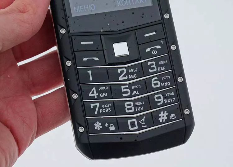 Кнопочный телефон с поддержкой whatsapp, обзор подходящих моделей