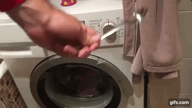11+ причин, по которым пачкаются вещи в стиральной машине