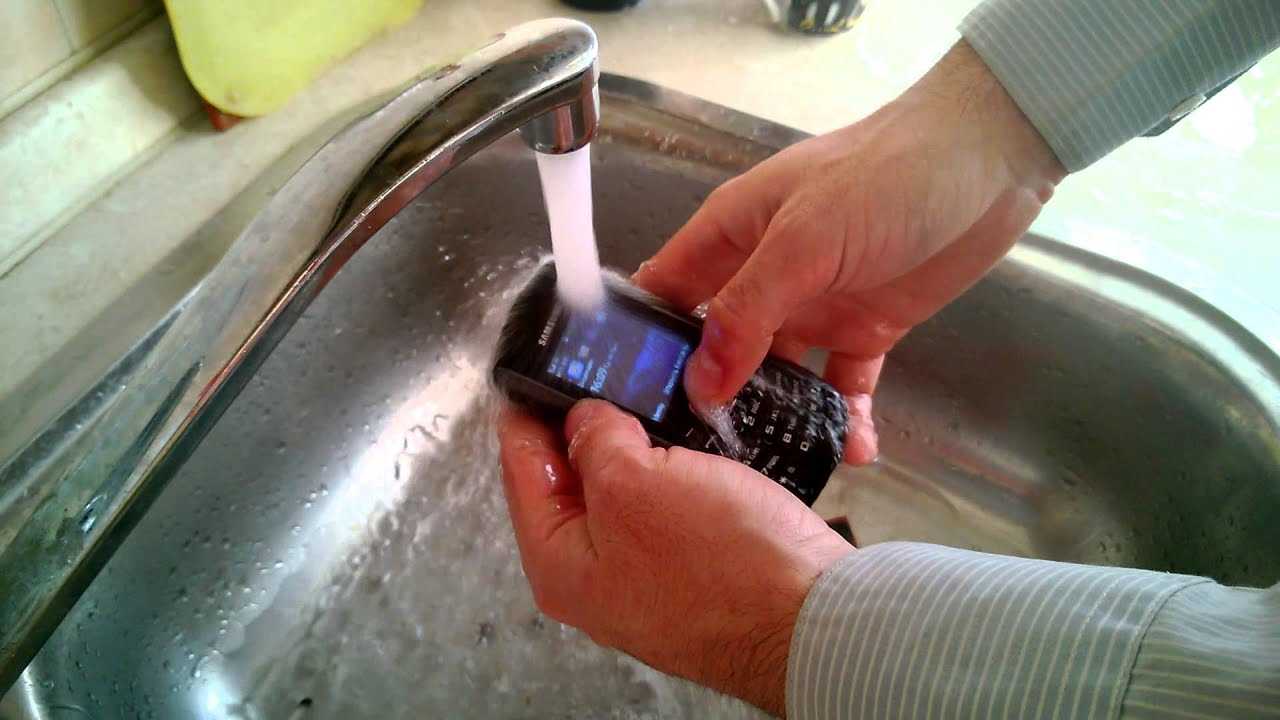 Как почистить динамик на телефоне