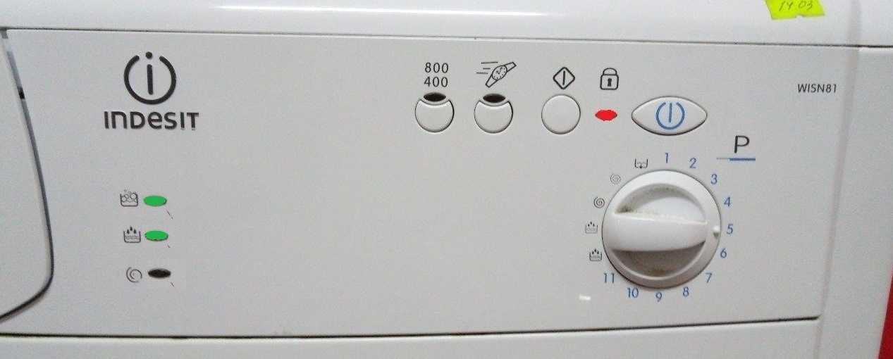 На стиральной машине индезит мигают все индикаторы - что делать?