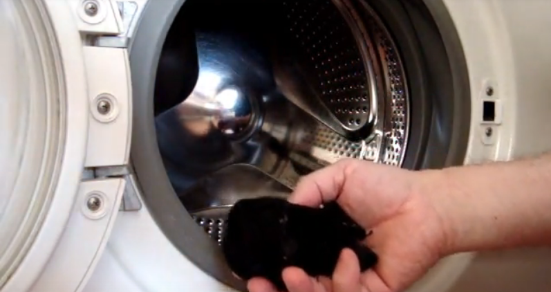Что предпринять, если из стиральной машины самсунг течет вода?