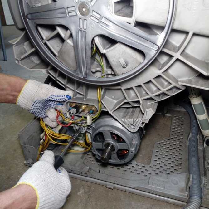 Обзор о покупке, замене и притирке щеток электродвигателя СМА в стиральной машине автомат Zanussi ZWS 3102 Где находятся щетки, инструкция по ремонту машинки