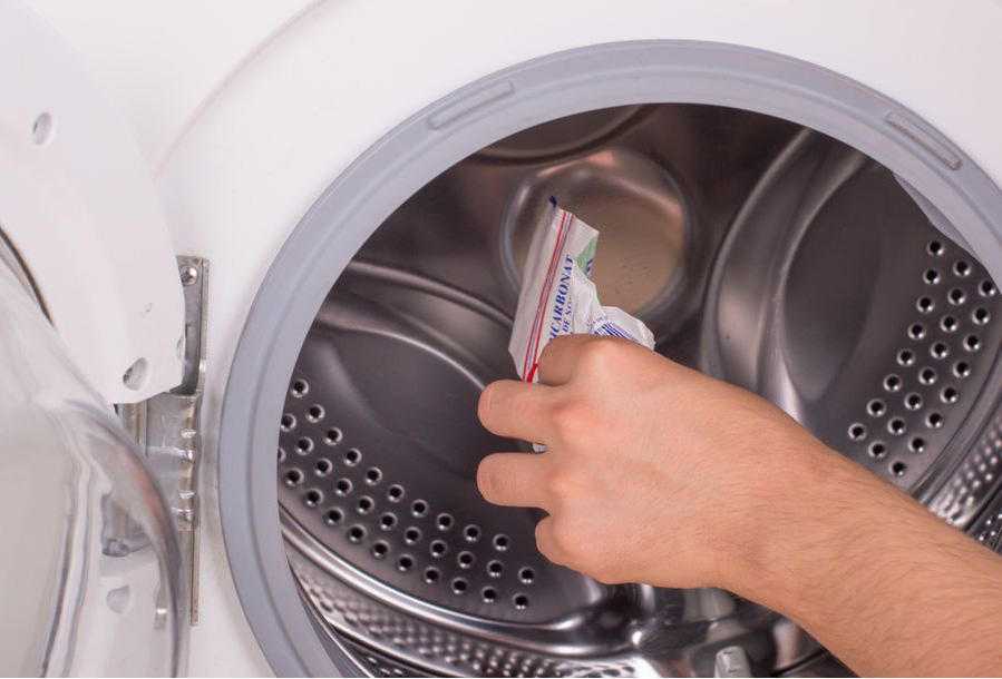 Почему пахнет из стиральной машины автомата, как из канализации: дурной запах и что делать