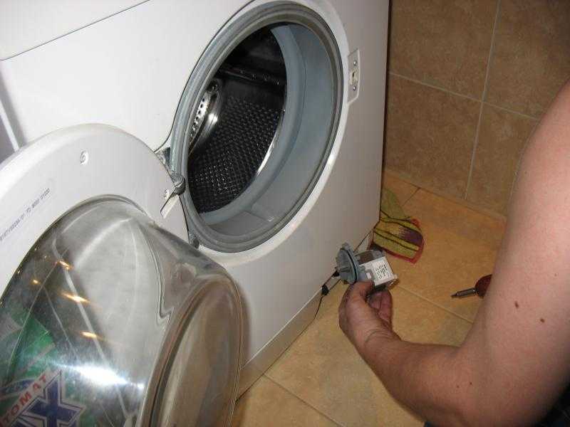 Что делать, если стиральная машина не включается?