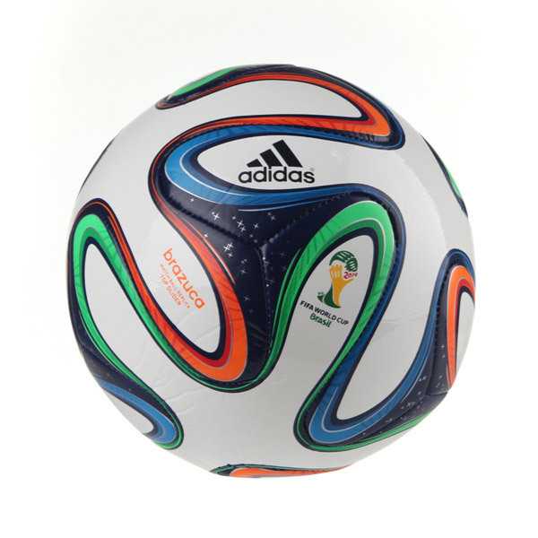 Какого размера футбольный мяч, сколько он весит, для какого возраста Существует пять размеров футбольных мячей по стандартам FIFA – сегодня мы обсудим их особенности и характеристики, и Вы узнаете, как правильно подобрать мяч для взрослого и маленького иг