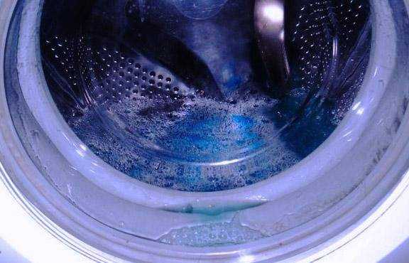 В стиральной машине остается вода после стирки, нет слива