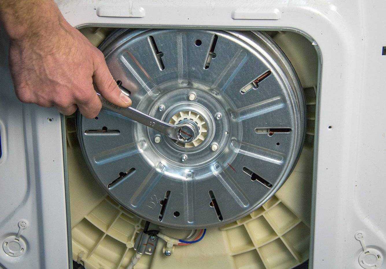 Мастер-класс по замене подшипников барабана на стиральной машине LG с прямым приводом Пошаговая инструкция разборки с фотографиями Как правильно снять резинку
